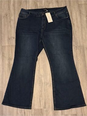Bloomchic Plus Size 26 (4X) Bootcut Dark Wash Denim Blue Jeans New With Tags